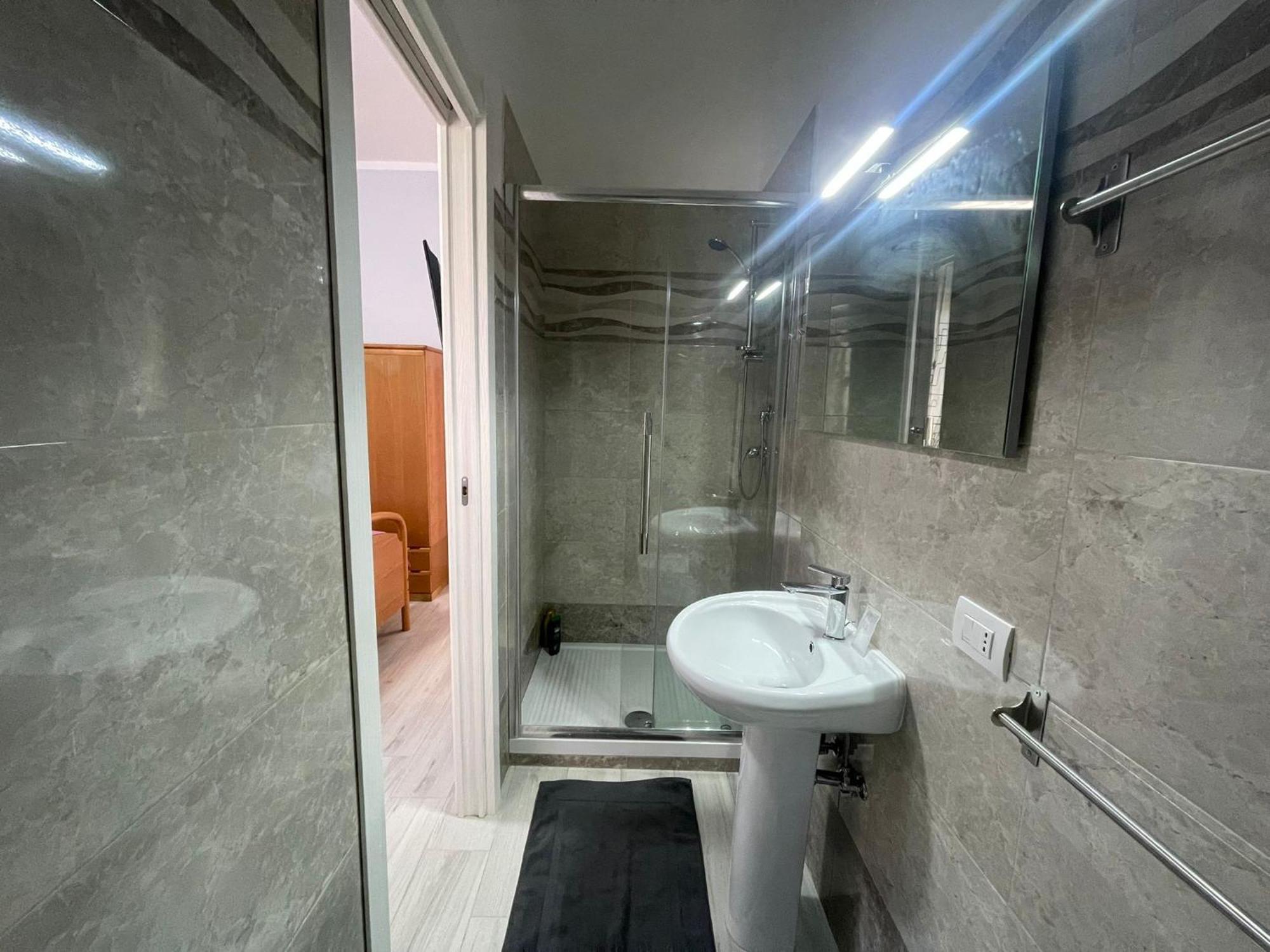 Affitta Camere Mattia Mottola Fiumicino Dış mekan fotoğraf